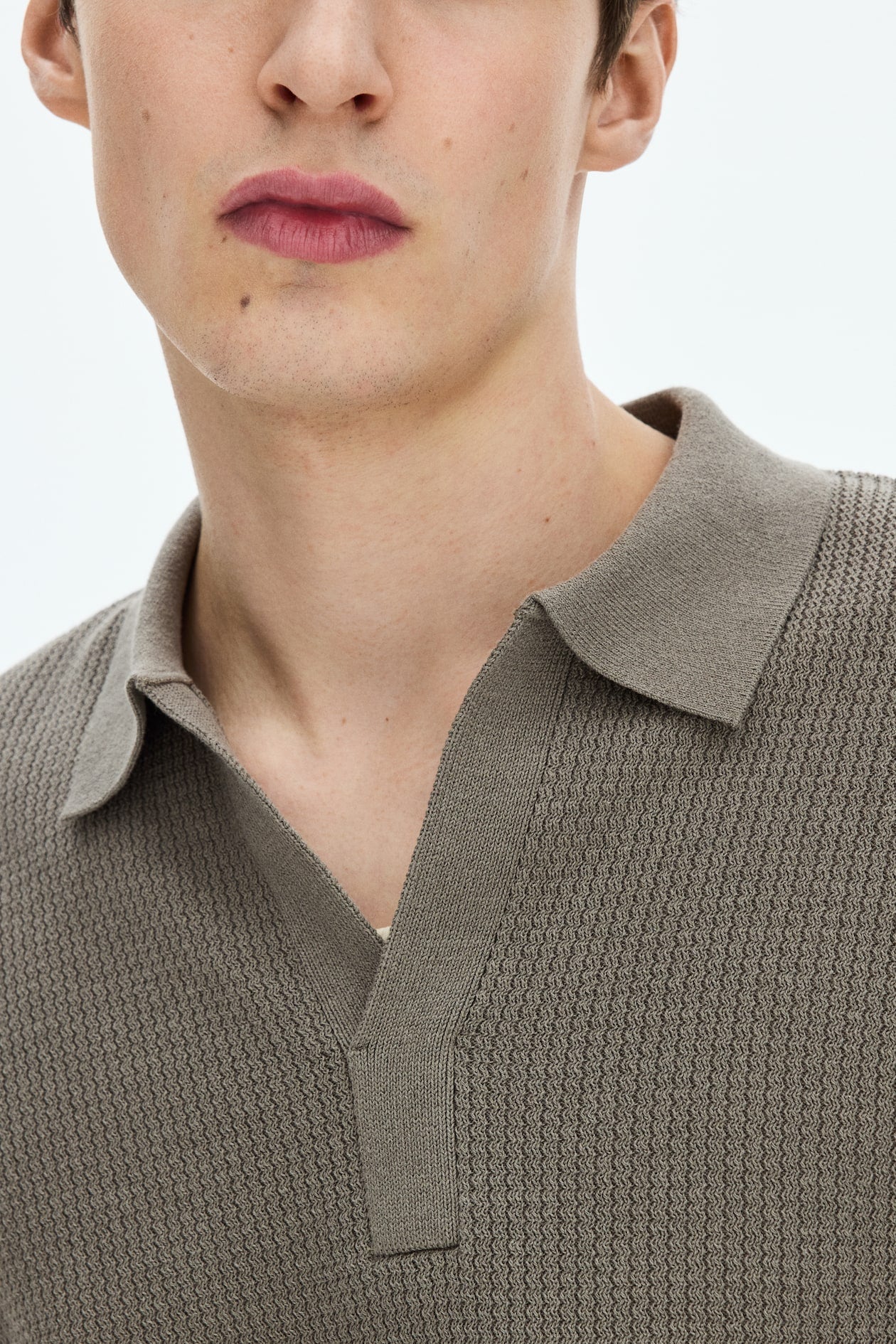 Playera polo Regular Fit en tejido trenzado