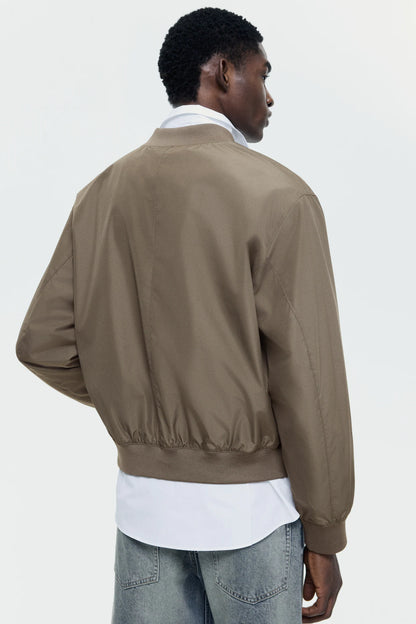 Chamarra bomber ligera