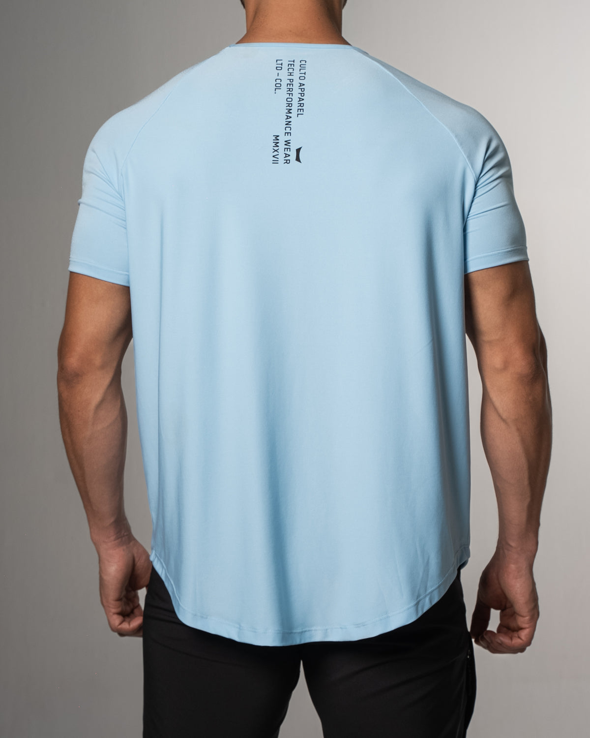 Camiseta deportiva de entrenamiento – Verde militar