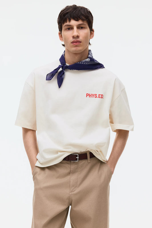 Playera Oversized Fit con diseño